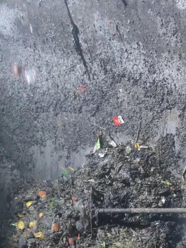 五通桥污水池清理